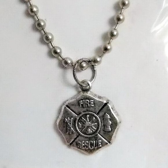 Angel Wing Maltese Cross Fire Rescue Pendant - Picture 13 of 15